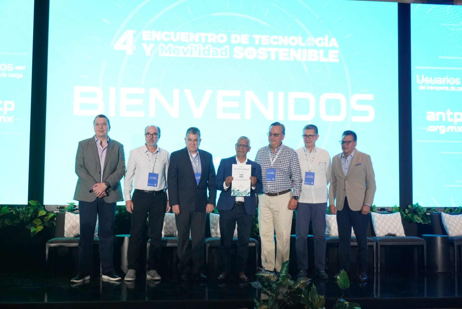Electromovilidad y renovación de flota marcan la agenda del autotransporte.