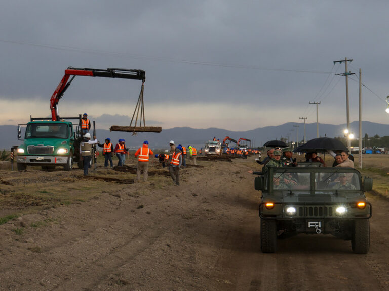 Gobierno prevé inaugurar trenes México-Pachuca y México-Querétaro en 2027